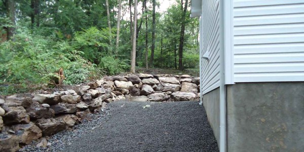 A picture of a stone retaining wall